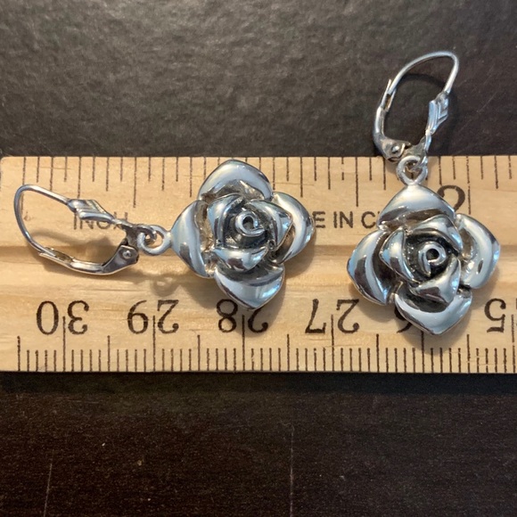 Vintage 925 3-D Flower Dangle Leverback Earrings - Picture 8 of 8